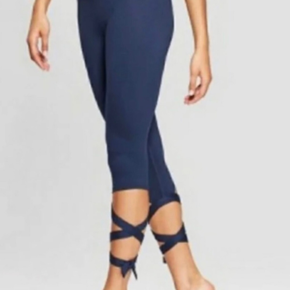 Joy Lab navy blue ballerina tie crop leggings with matching bra, set